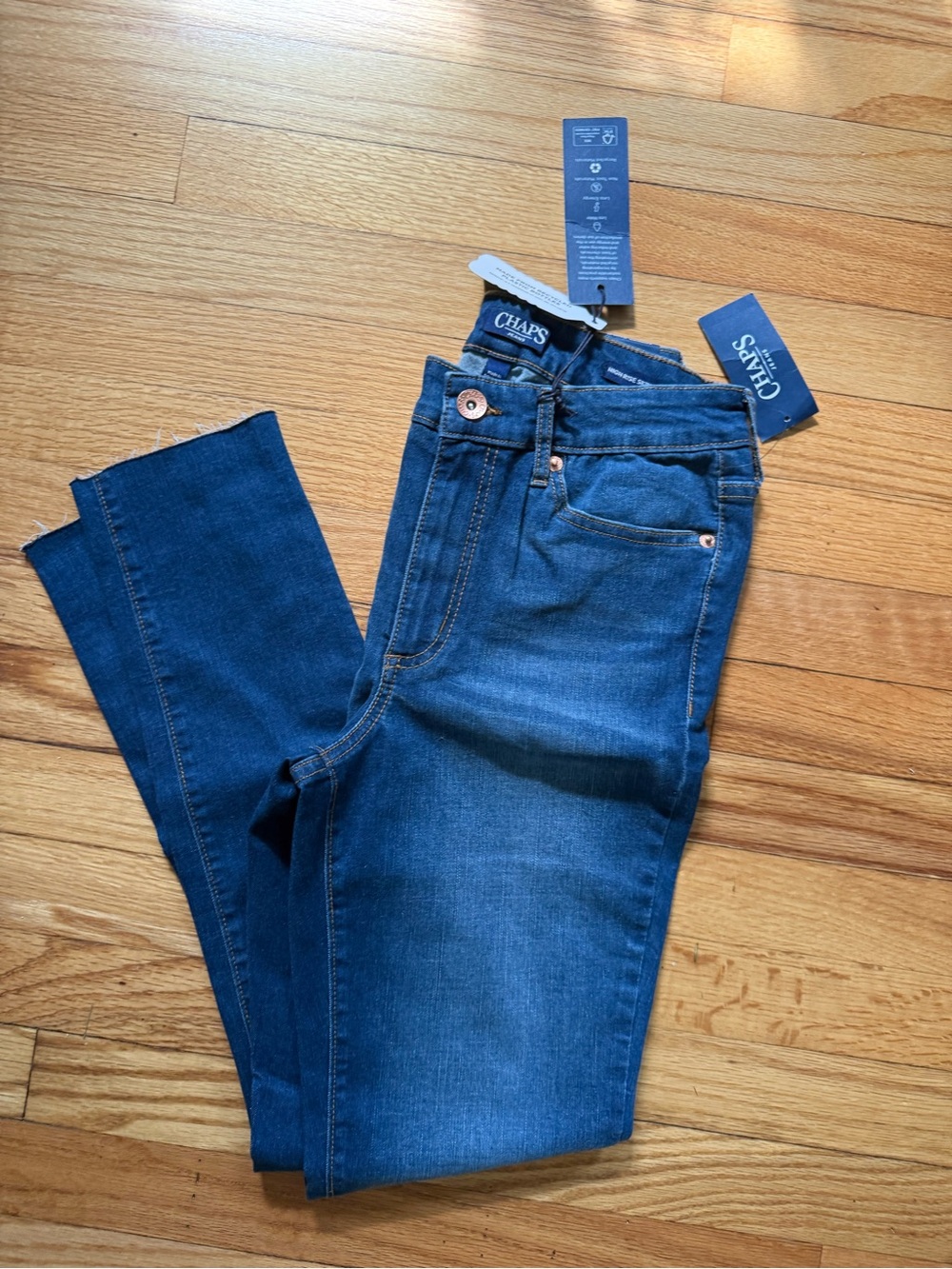New Women's Chaps size 6 high rise skinny jeans